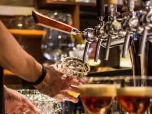Happy hour for pubs as government cuts business rates